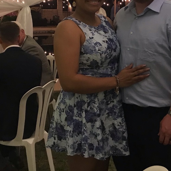 🦋Blue floral Mini Dress - Picture 10 of 10